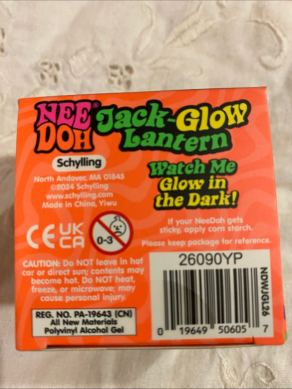 NeeDoh Jack-Glow Lantern — Glow-in-the-Dark Green Pumpkin new and authentic - Picture 4 of 6